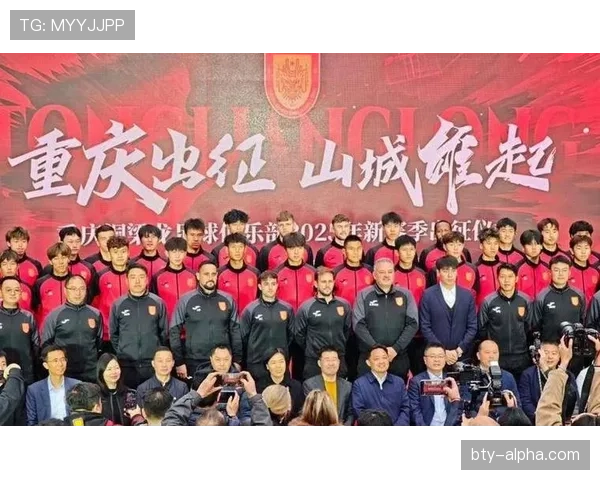 主力流失与战术争议并存,山东泰山还能否守住中超豪门的荣耀与尊严? 主力流失与战术争议并存,山东泰山还能否守住中超豪门的荣耀与尊严?