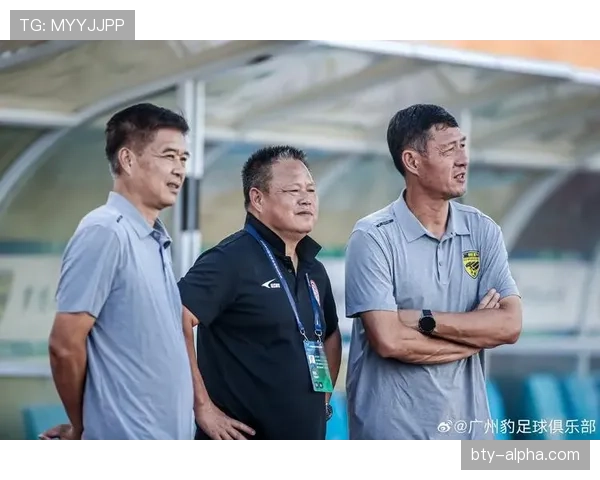 广东广州豹强阵出击，中乙赛场全力争夺冲甲名额
